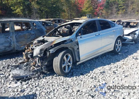 2014 Ford Fusion Se из США, поврежденный, VIN 3FA6P0H70ER139582